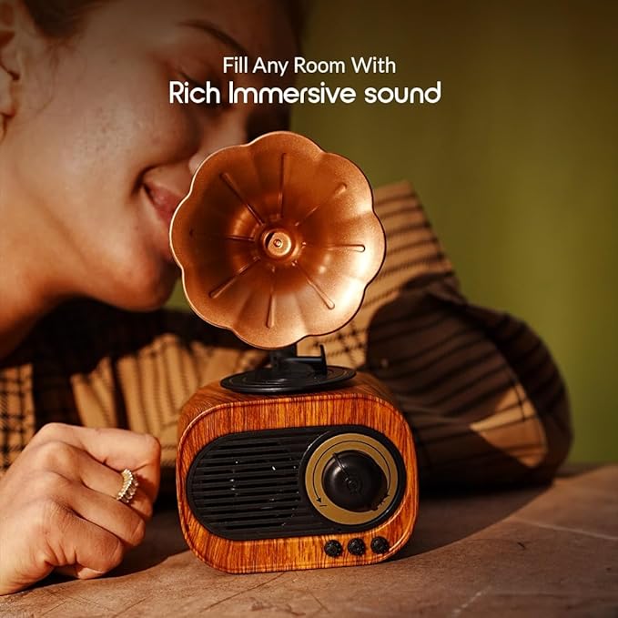 Retro Gramophone Bluetooth Speaker with Rotating Disc